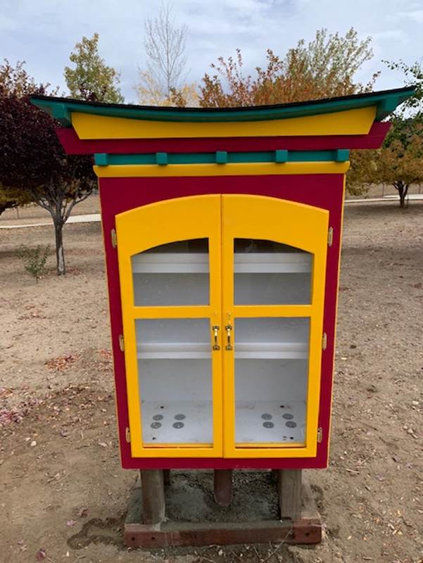 Image of lending library post