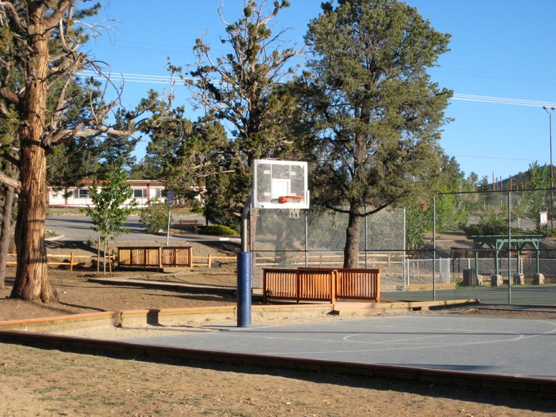 Sugarloaf Park Basketball
